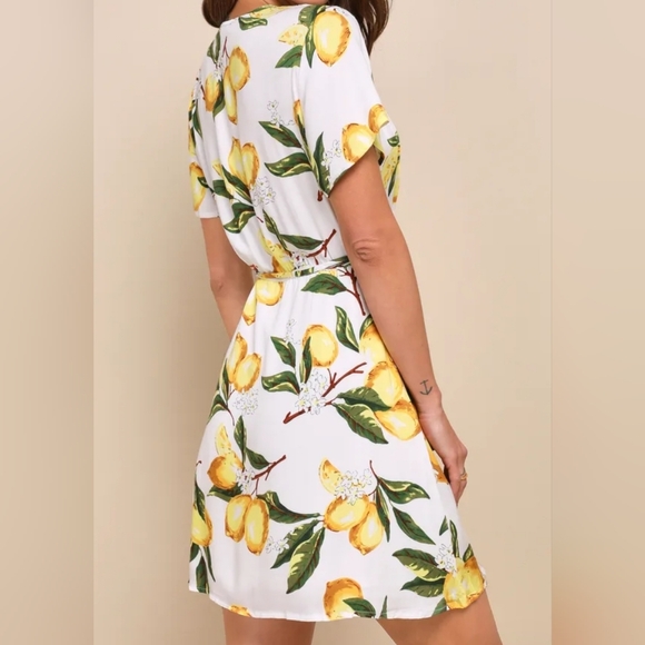 Wrap around dress - Picture 3 of 9